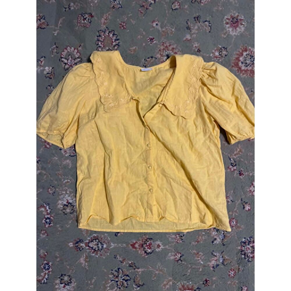 Pieces Maternity Yellow Peter Pan Button Down Cotton Short Sleeve Blouse, size M